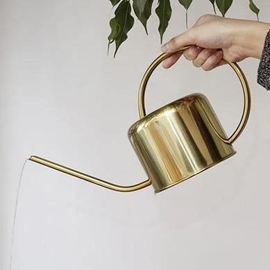 Classic Golden Brass Watering Can 1300ml – Gooseneck Spout for Precise Pouring
