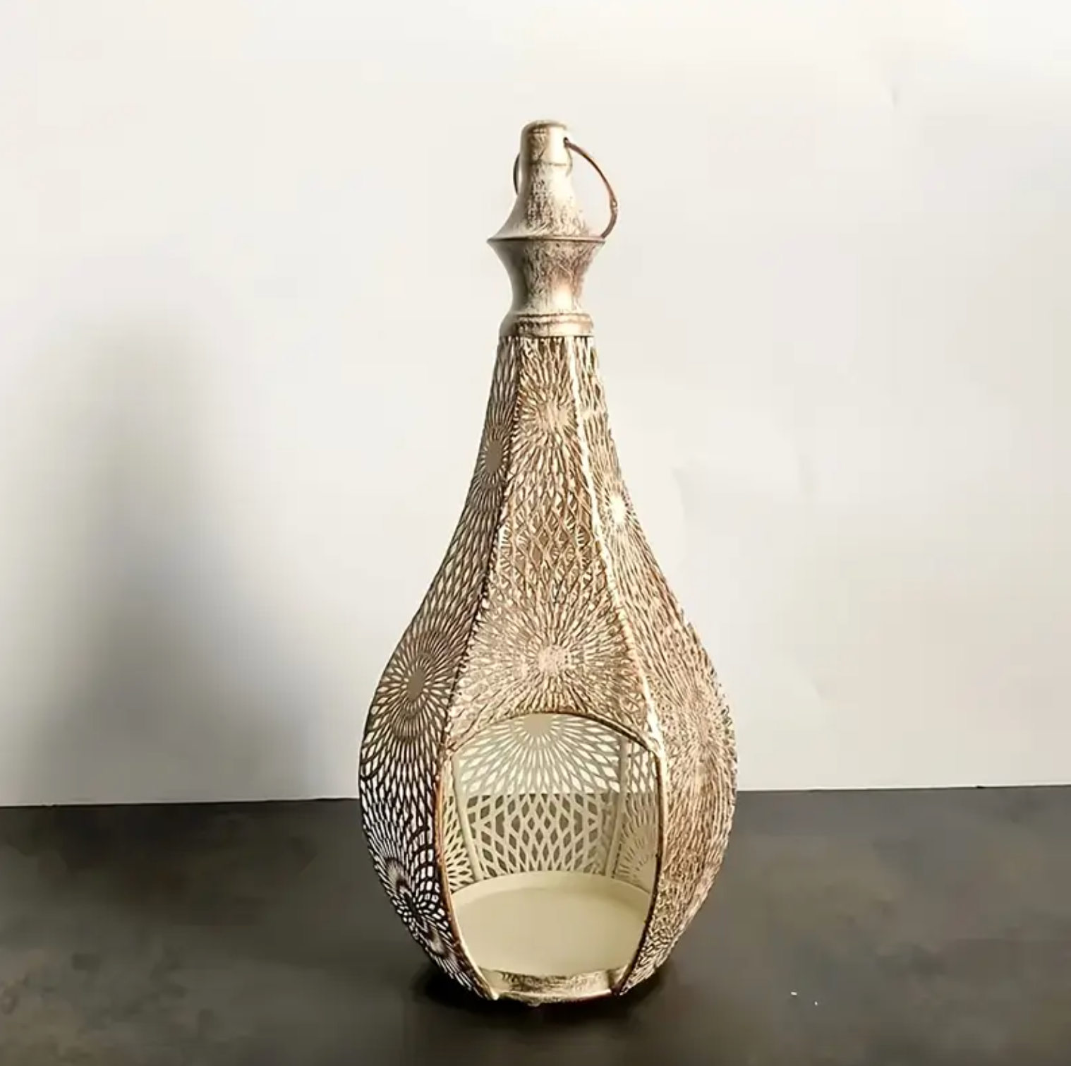 Moroccan-Inspired Vintage Metal Lantern – Ornate Cutout Candle Holder for Indoor & Outdoor