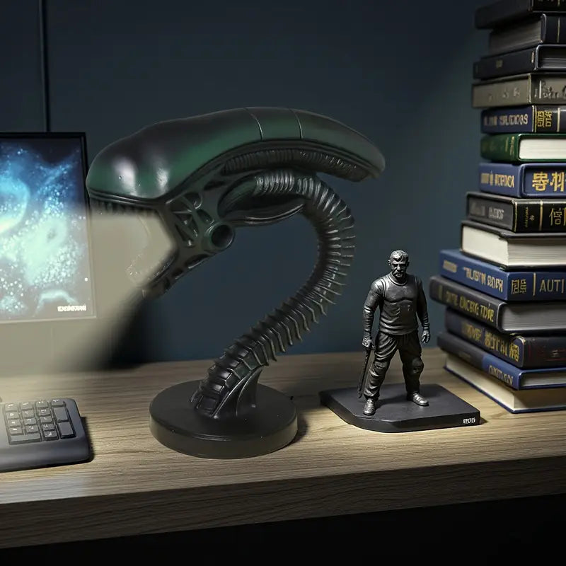Sci-Fi Alien Creature LED Desk Lamp – Resin USB-Powered Collectible Night Light