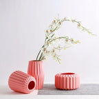 Modern Ceramic Porcelain Tabletop Vases – Available in 5 Colors