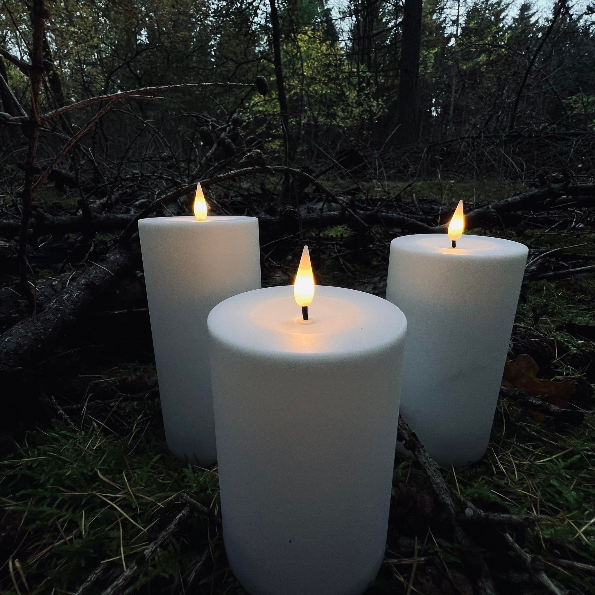 Weatherproof Outdoor LED Flameless Candle Set of 3 – Remote Control Pillar Lights