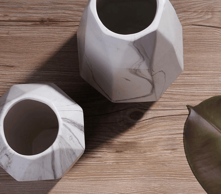 Marble-Effect Geometric Ceramic Vases – Multi-Faceted Non-Porous Decor in 5 Sizes