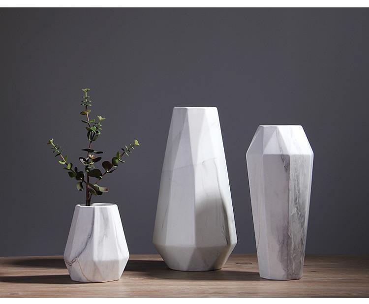 Marble-Effect Geometric Ceramic Vases – Multi-Faceted Non-Porous Decor in 5 Sizes