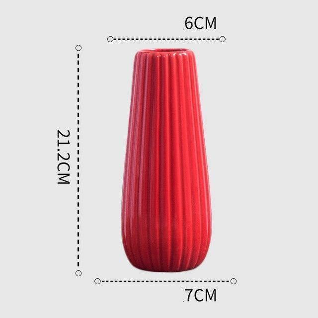 Elegant Curved Red Ceramic Vase – Modern Home Decor in 11 Shapes & Sizes