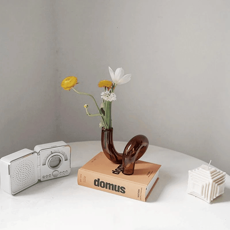 Hydroponic Loop Glass Vase – Blown Borosilicate Tabletop Display in Brown or Gray