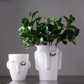 Artistic Face Ceramic Vase – Modern Art-Inspired Flower Display in Two Sizes