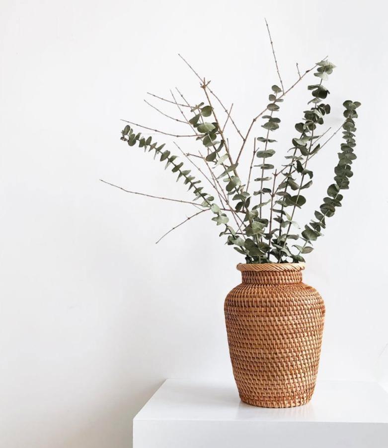 Handcrafted Natural Rattan Vase – Non-Coated Woven Display for Dried Flowers