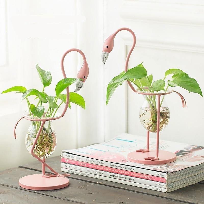 Tropical Flamingo Plant Propagation Station – Metal & Glass Hydroponic Bulb Vase