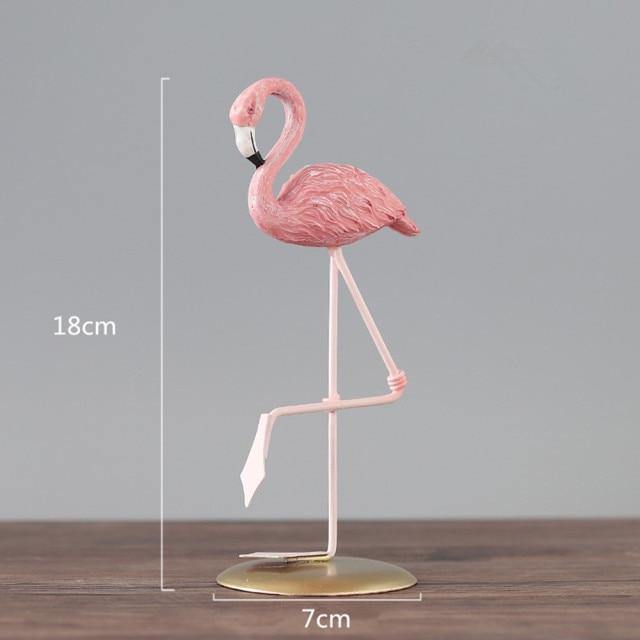 Exotic Flamingo Resin Statuette – Modern Red Bird Home Decor Accent