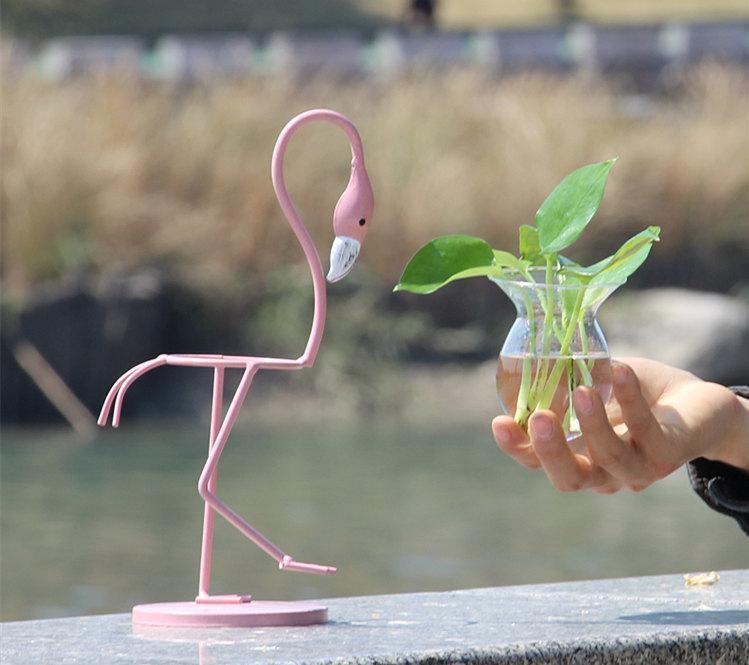 Tropical Flamingo Plant Propagation Station – Metal & Glass Hydroponic Bulb Vase