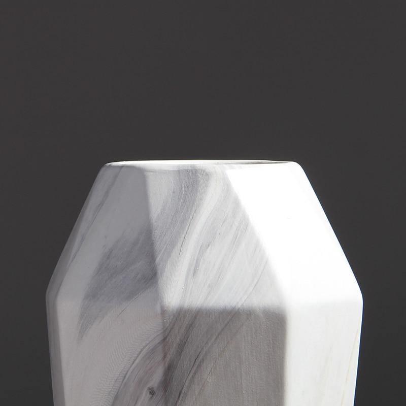 Marble-Effect Geometric Ceramic Vases – Multi-Faceted Non-Porous Decor in 5 Sizes