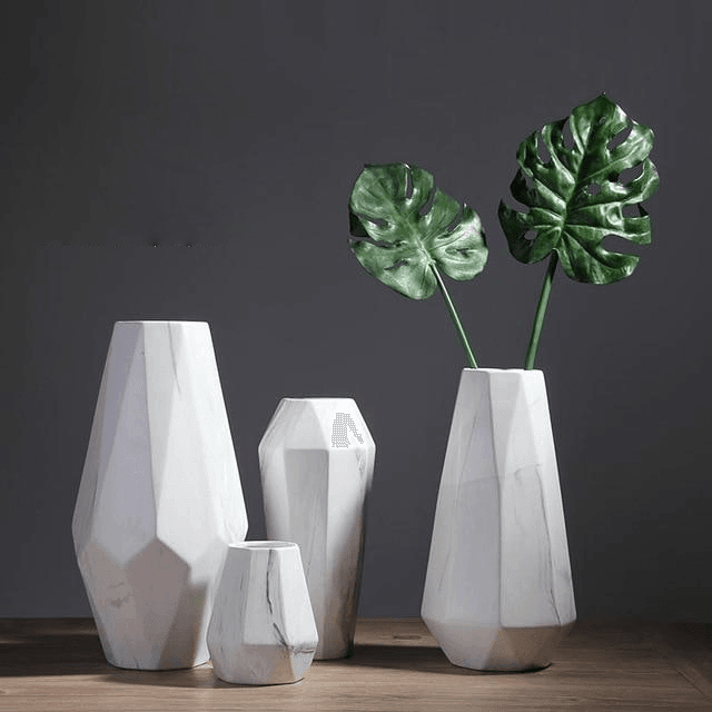 Marble-Effect Geometric Ceramic Vases – Multi-Faceted Non-Porous Decor in 5 Sizes