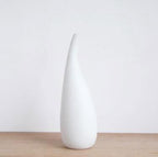 White Porcelain Water Drop Design Vase – Elegant Minimalist Flower Display in 3 Sizes
