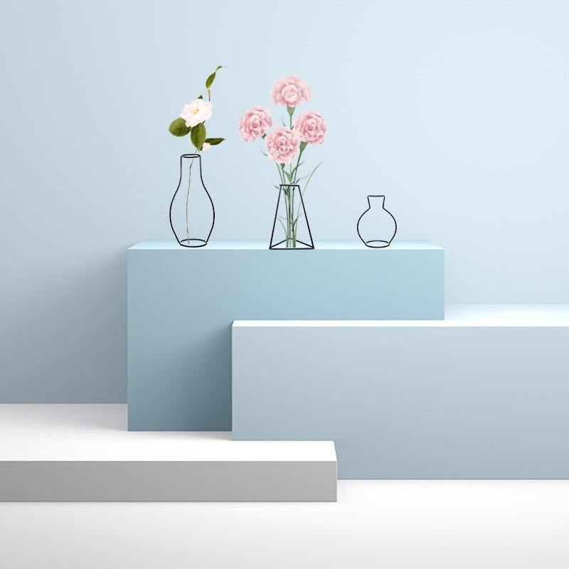 Sleek Iron Line Vase Stand – Minimalist Metal Flower Display in 5 Styles