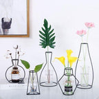 Sleek Iron Line Vase Stand – Minimalist Metal Flower Display in 5 Styles